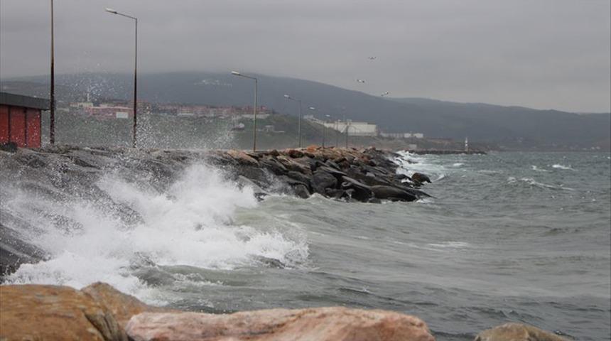 Meteoroloji'den Ege'de fırtına uyarısı