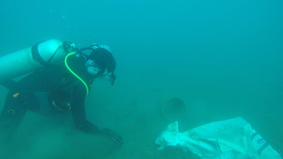 Cep telefonu da &ccedil;ıktı tekne motoru da!