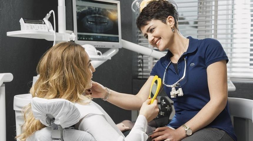 Diş implantı sonrası bakımına dikkat