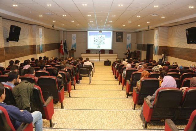 BEÜ’de “Evrim ve Kur’an’da Yaratılış” semineri