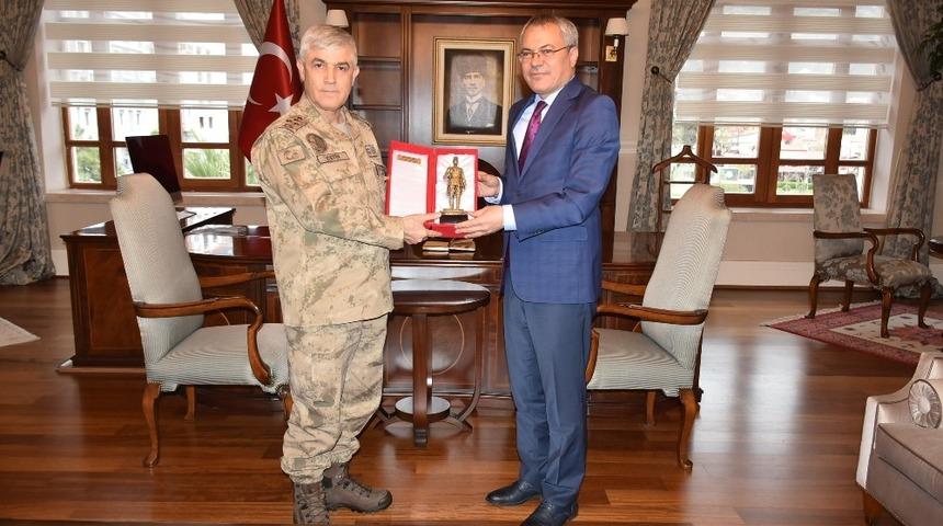 Vali Deniz, Jandarma Genel Komutanı Orgeneral Arif &Ccedil;etin&rsquo;i ağırladı