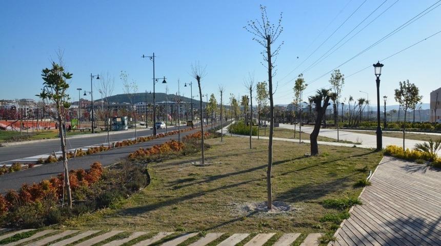 Aliağa’nın en büyük parkında son rötuşlar