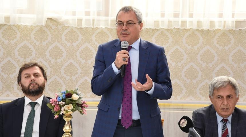 Manisa&rsquo;daki okullara 200 bin kitap kazandırılacak