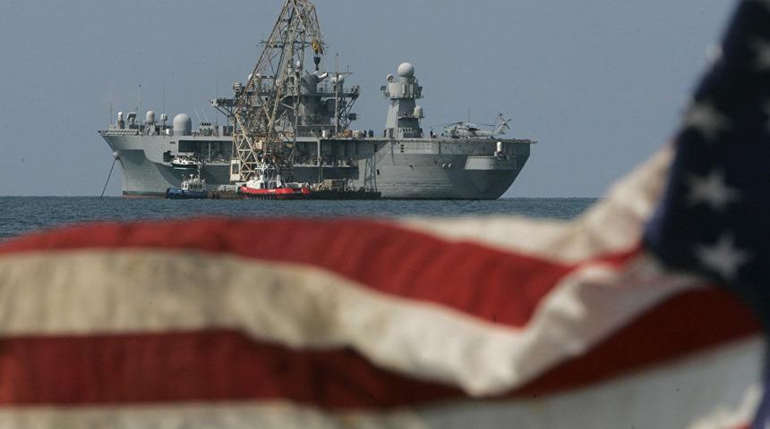 'O kitapta 6. Filo Türk donanmasına saldırıyor'