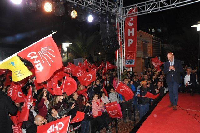 Soyer: “Seferihisar’da yaktığımız bu ateş, har olup Türkiye’yi saracak”