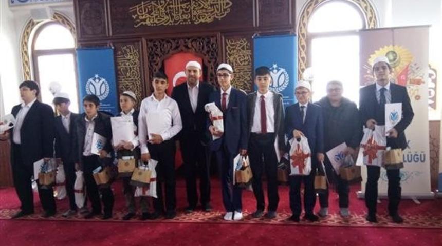 Genç hafızlar kıyasıya yarıştı