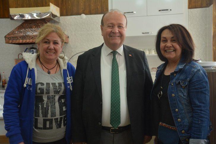 Başkan Özakcan esnaf ziyaretlerini sürdürüyor G2