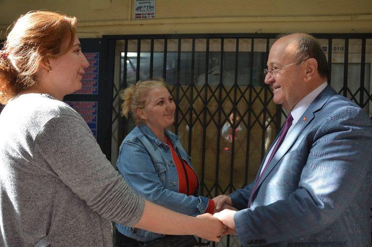 Başkan Özakcan esnaf ziyaretlerini sürdürüyor G3
