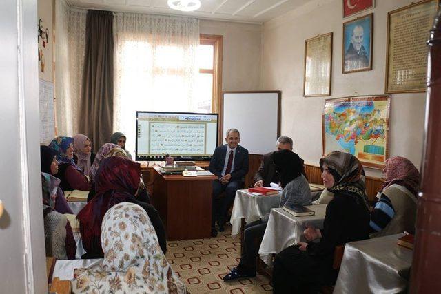 Tosya’da kız kuran kursu yenilenecek