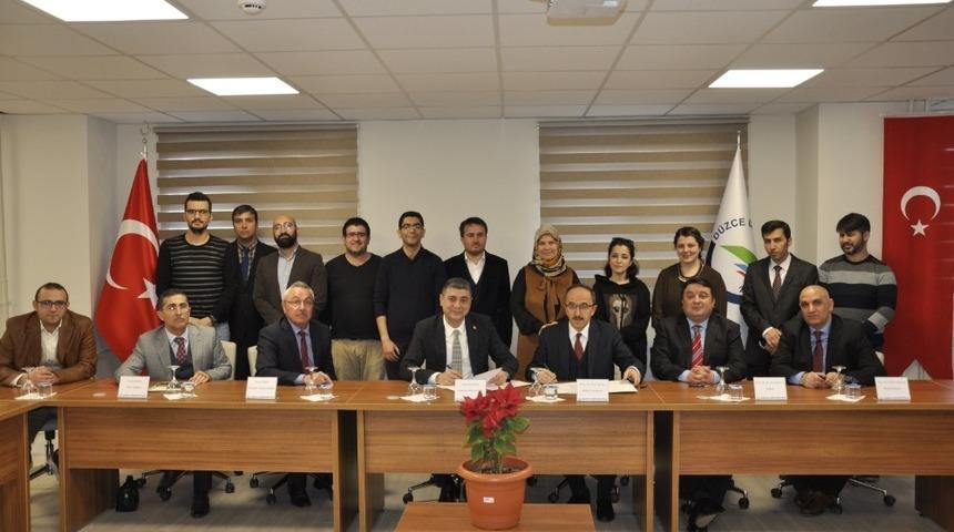 Lise &ouml;ğrencileri D&uuml;zce &Uuml;niversitesi imkanlarından faydalanabilecek