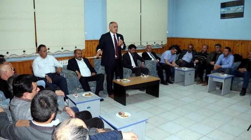 Başkan &Ouml;zt&uuml;rk&rsquo;ten eğitimcilere ziyaret