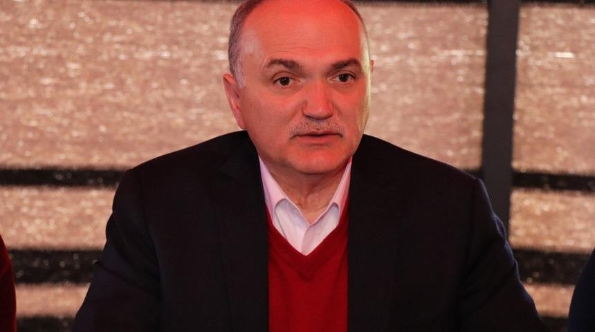 Başkan adayı &Ouml;zl&uuml;, &ldquo;İlk iş mali disiplin&rdquo;