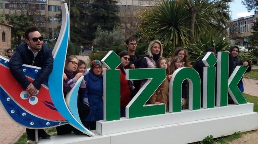 Down Kafe &ccedil;alışanları İznik&rsquo;i gezdi