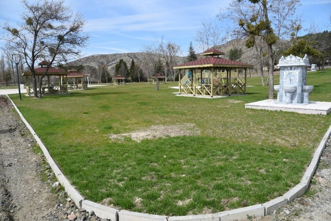 Orman Fidanlığı mesire yeri yeniden d&uuml;zenleniyor