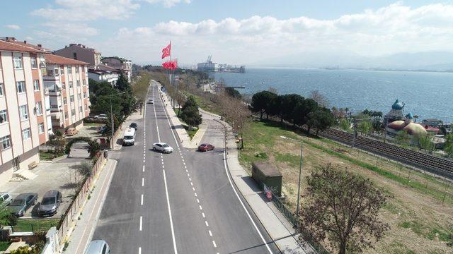 Derince Rıhtım Caddesi modern görünüme kavuştu