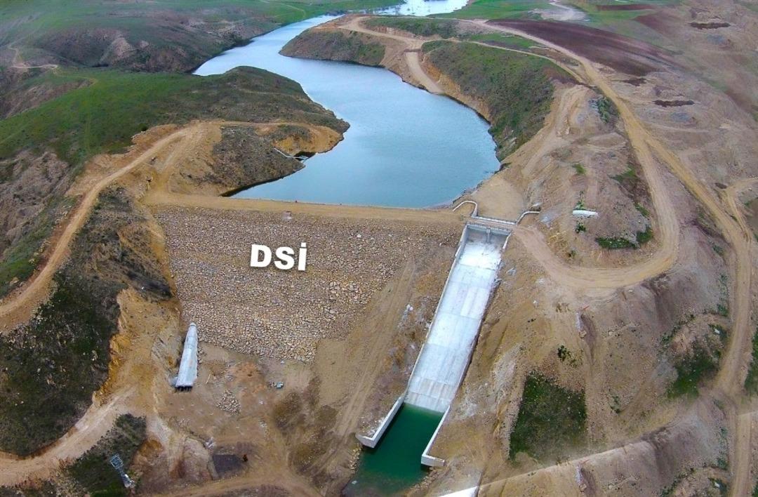 Kırıkkale&rsquo;nin m&uuml;mbit toprakları sulamaya a&ccedil;ıldı