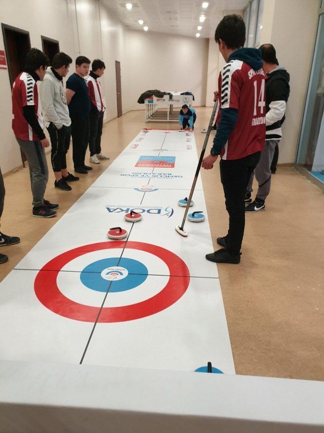 Trabzon’un ilk curling şampiyonları oldular