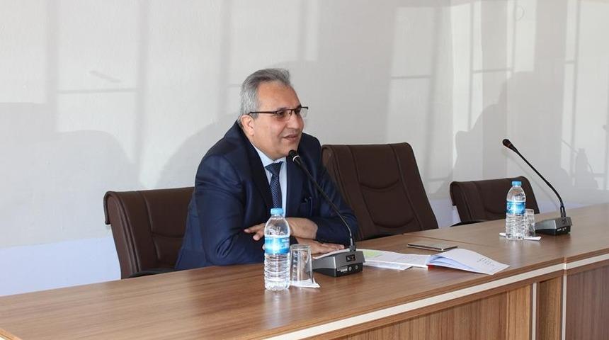 Kaymakamdan &ouml;ğrencilere &rsquo;kariyer&rsquo; tavsiyeleri