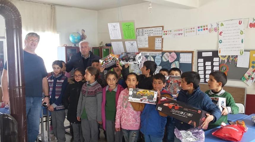 Hayal ettikleri oyuncaklara kavuştular