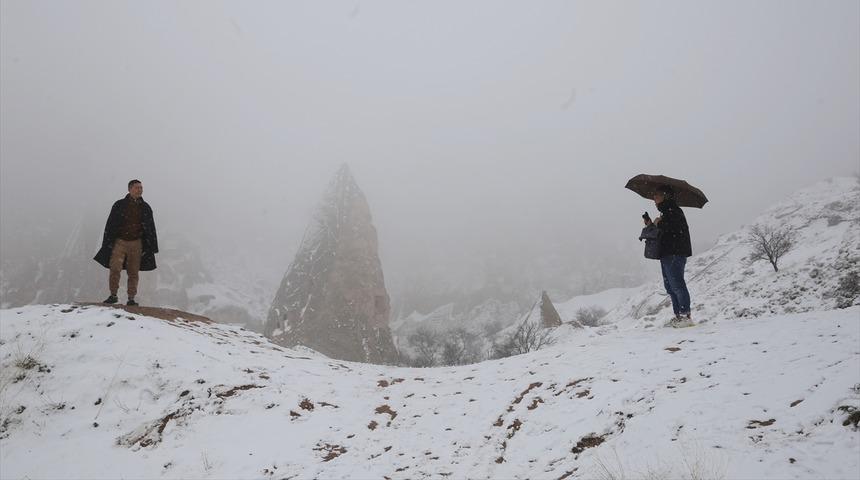 Baharda yağan kar Kapadokya'yı bu hale getirdi