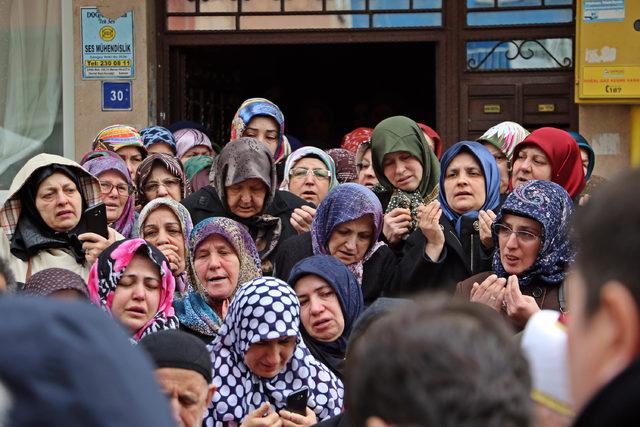 İntihara kalkışan ikizini kurtarmak isterken boğulan Yunus, toprağa verildi