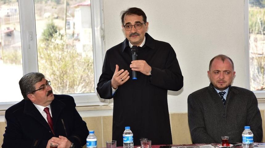 Bakan D&ouml;nmez, Pelit&ouml;z&uuml; mahallesine &rsquo;Doğalgaz&rsquo; m&uuml;jdesi verdi