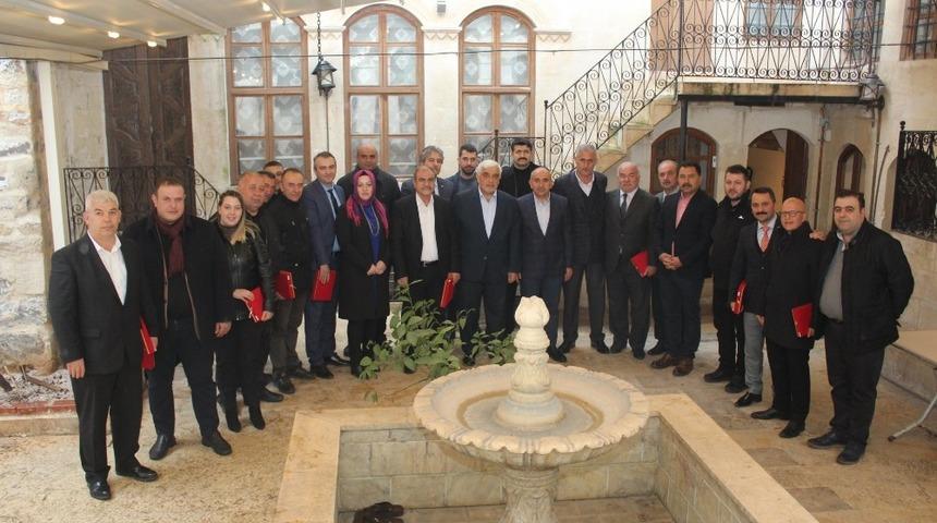 Başkan Kara personeliyle vedalaştı