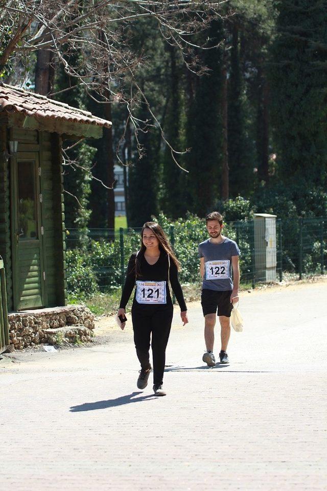 40 kişi “Mamaraton” koşusunda ter döktü