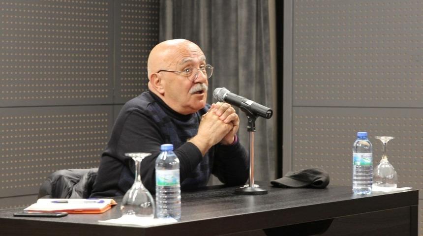 Prof. Dr. Ahmet İnam kitaplarda bulunmayan felsefeyi anlattı