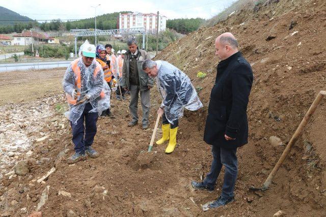 Bucak’ın giriş-çıkışına salep ve mermer vurgusu