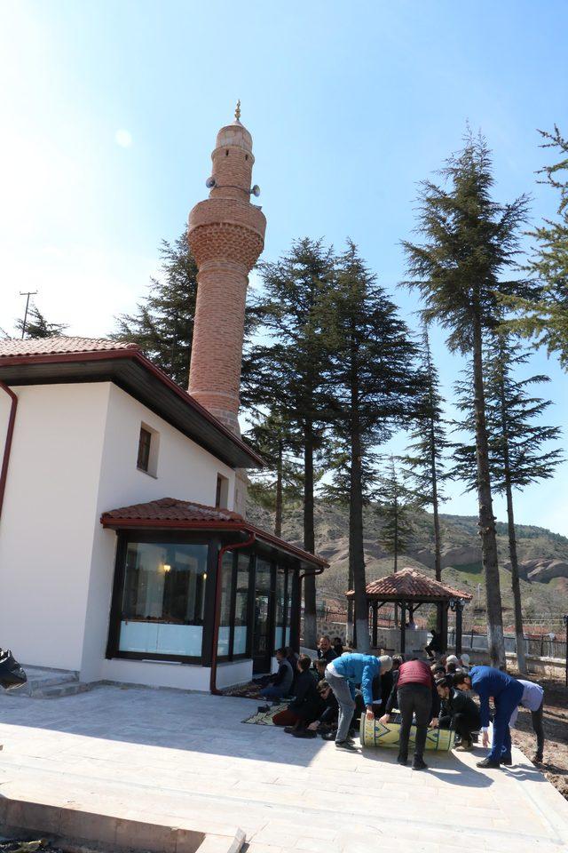 Osmanlı'nın ilk hutbesinin okunduğu cami ibarete açıldı