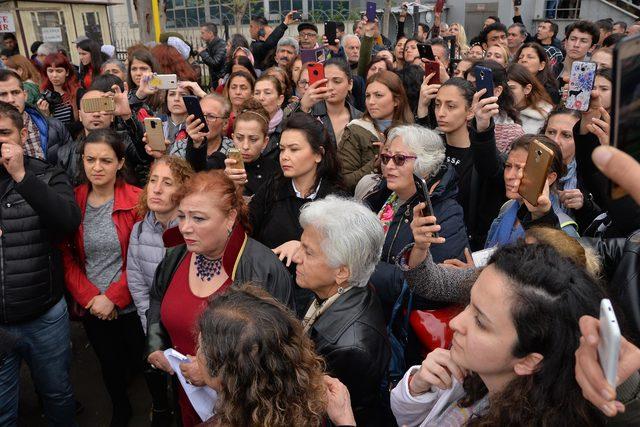 Mersin'deki 'cinsel taciz' davasında tutuklama çıkmadı, mahkeme salonu karıştı