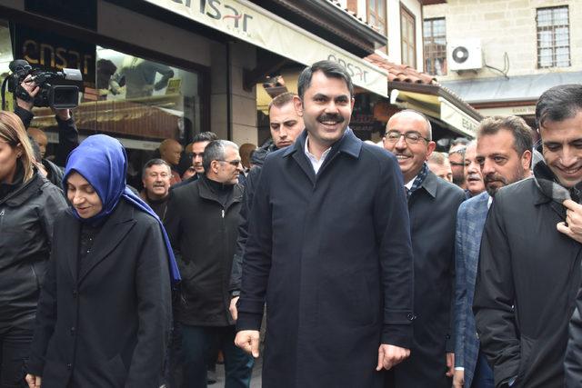 Bakan Kurum: Birileri Türkiye'nin 1 Nisan sabahı kaosa uyanmasını bekliyor (2)