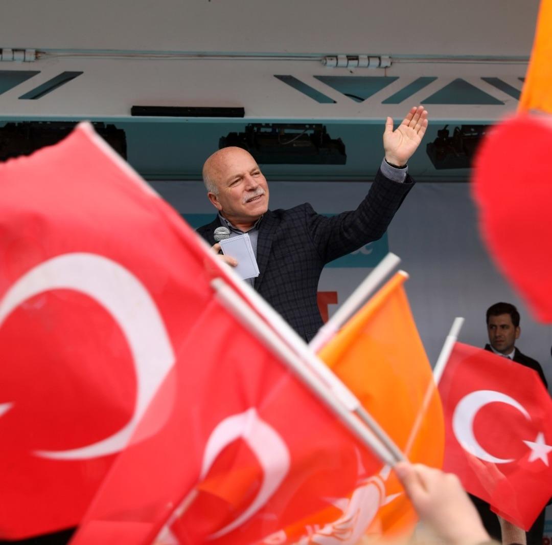 Başkan Sekmen&rsquo;e Horasan, Karayazı ve Hınıs&rsquo;ta da sevgi seli