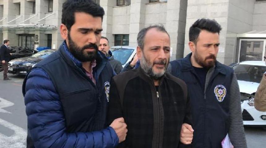 Atat&uuml;rk Havalimanı'nda baş&ouml;rt&uuml;l&uuml;lere hakaret eden B&uuml;lent K&ouml;koğlu tutuklandı!