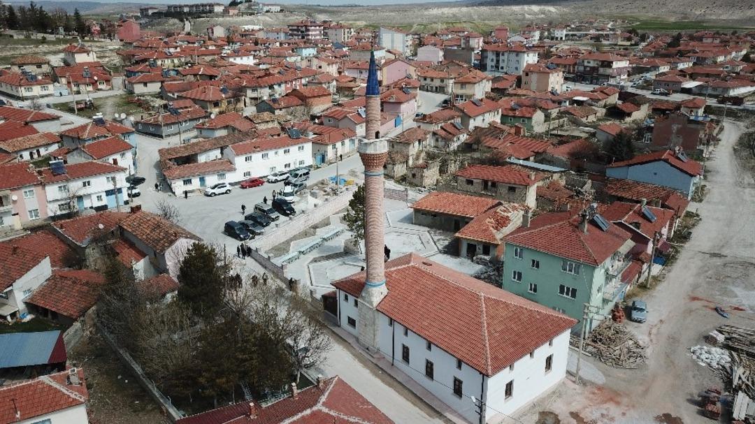 Restorasyonu tamamlanan 130 yıllık tarihi camii dualarla ibadete a&ccedil;ıldı