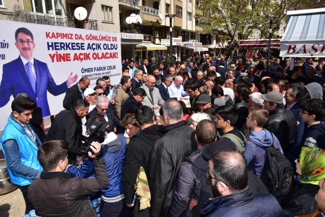 Cumhur İttifakı Yunusemre ve Şehzadeler&rsquo;de esnafla buluştu