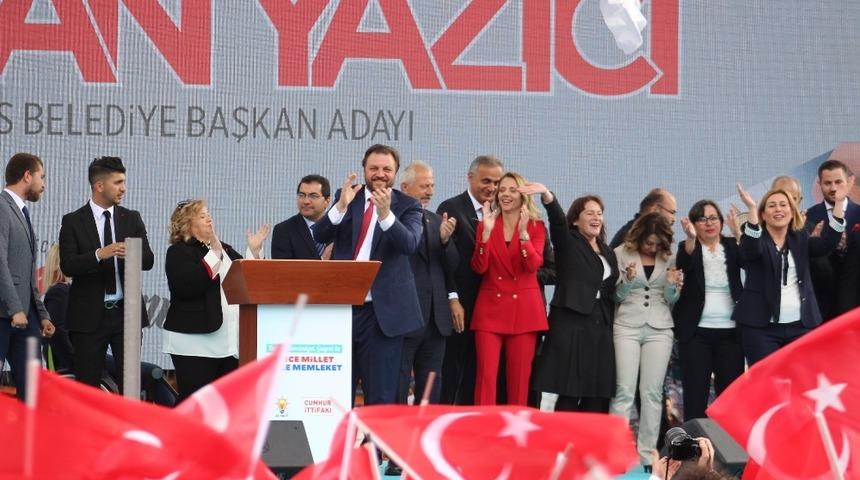 Yazıcı&rsquo;nın mitingine yoğun katılım