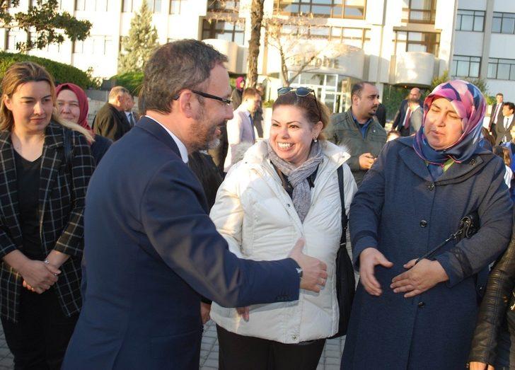 Bakan Varank ve Kasapoğlu’ndan Salihli’ye ziyaret G4