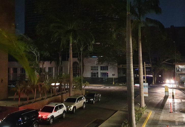 Ülkenin büyük bölümü yeniden karanlığa gömüldü  G5