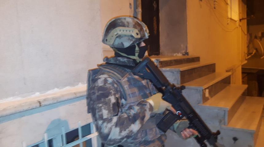 Gece yarısı İstanbul'da dev operasyon!