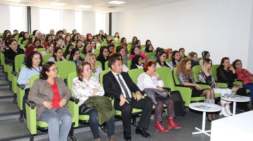 AD&Uuml;, yazar Canan Tan&rsquo;ı konuk etti