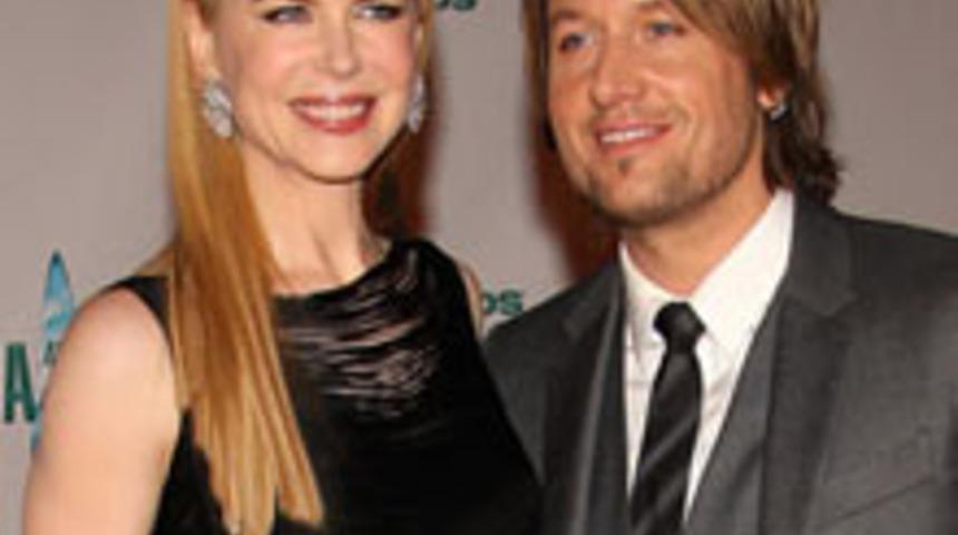 &Ccedil;ocuğunu Kendi Doğurmadı