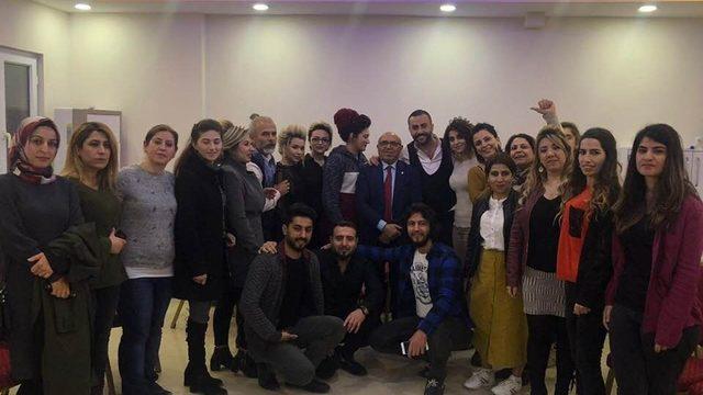 Kızıltepe’de bayan kuaförlere uygulamalı eğitim verildi