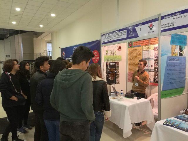 Gaziantep Kolej Vakfı Fen Lisesi’nden Umut Dinç’e  TÜBİTAK Ödülü