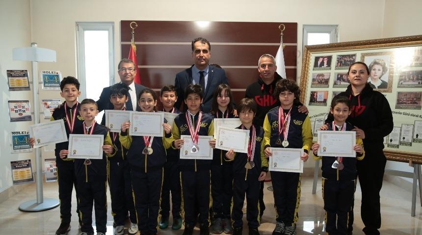 Gaziantep Kolej Vakfı’na Bir Şampiyonlukta Modern Pentatlon’dan