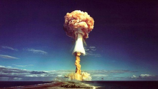 An atomic mushroom over the Pacific, a sight you really do not want to see