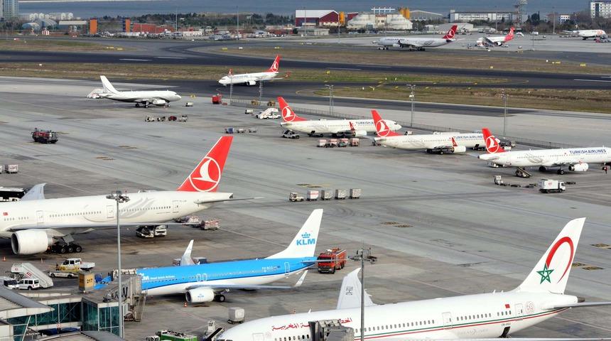 Atatürk Havalimanı,Türkiye'nin adeta 82.ili gibi hizmet verdi