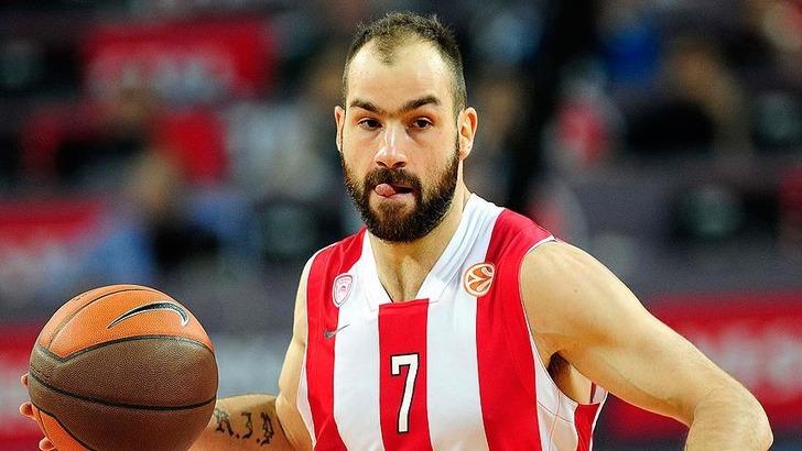 Olympiacos'ta Vassilis Spanoulis sezonu kapadı G1