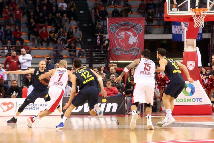 Olympiacos'ta Vassilis Spanoulis sezonu kapadı G4